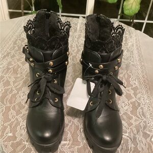 Women Ankle Boots Chunky Heel Lace Trim Buckle & Tie Combat Black Size 9.5